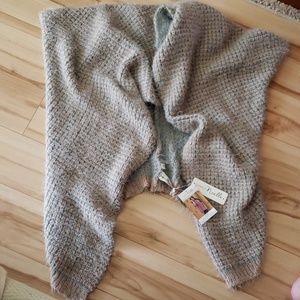 Simply Noelle Knit Cardi, one size